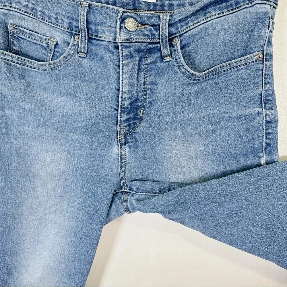 Levi's 311 Shaping Skinny Medium Wash Jeans - Picture 8 of 16